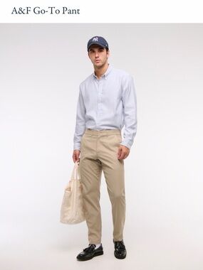Abercrombie & Fitch Men’s Khaki Go-To Chinos